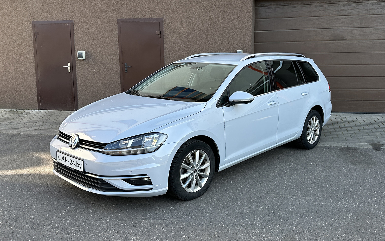 VOLKSWAGEN GOLF VARIANT (2018)
