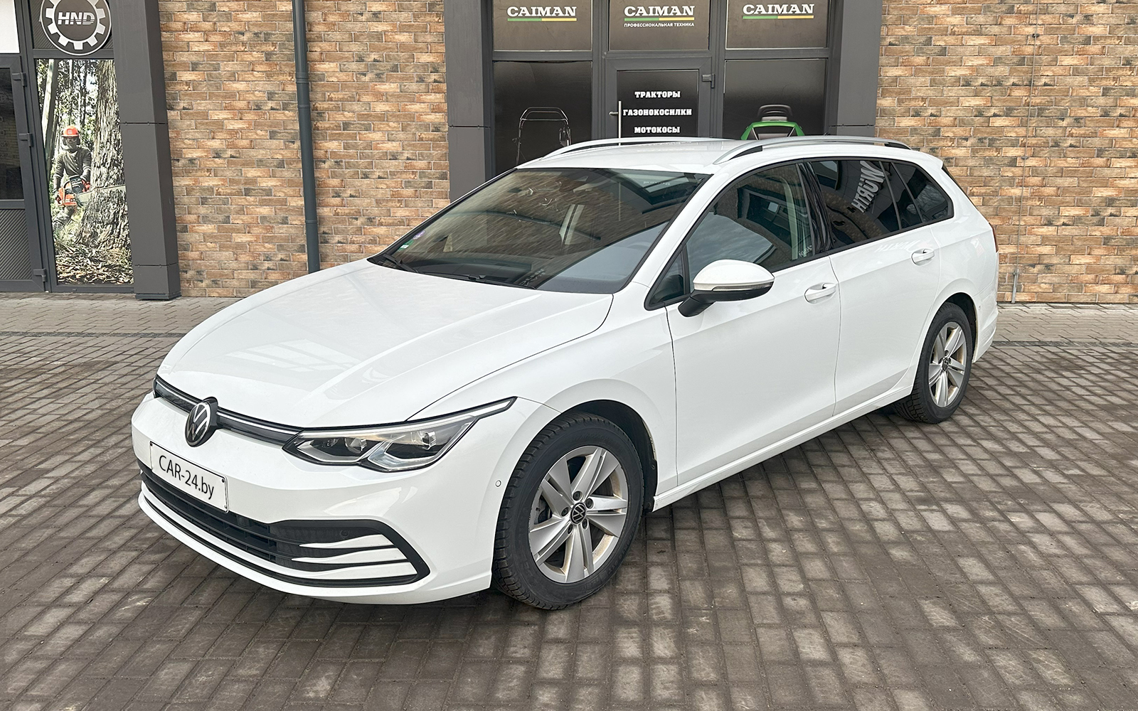 VOLKSWAGEN GOLF VARIANT (2021)