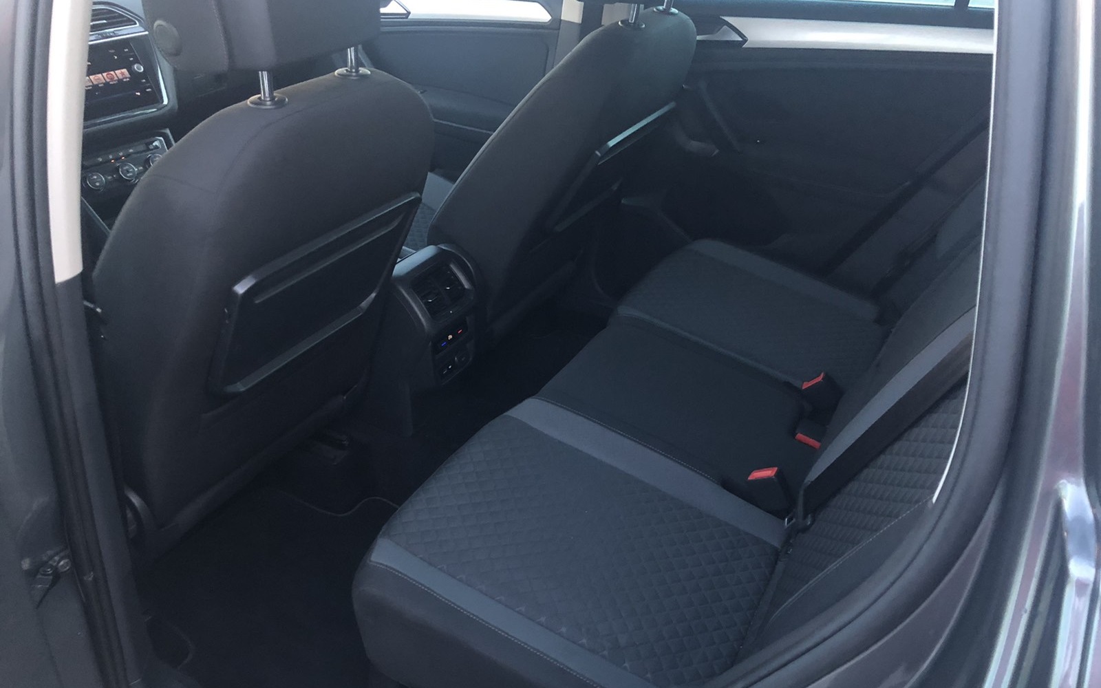 VOLKSWAGEN TIGUAN (2018)