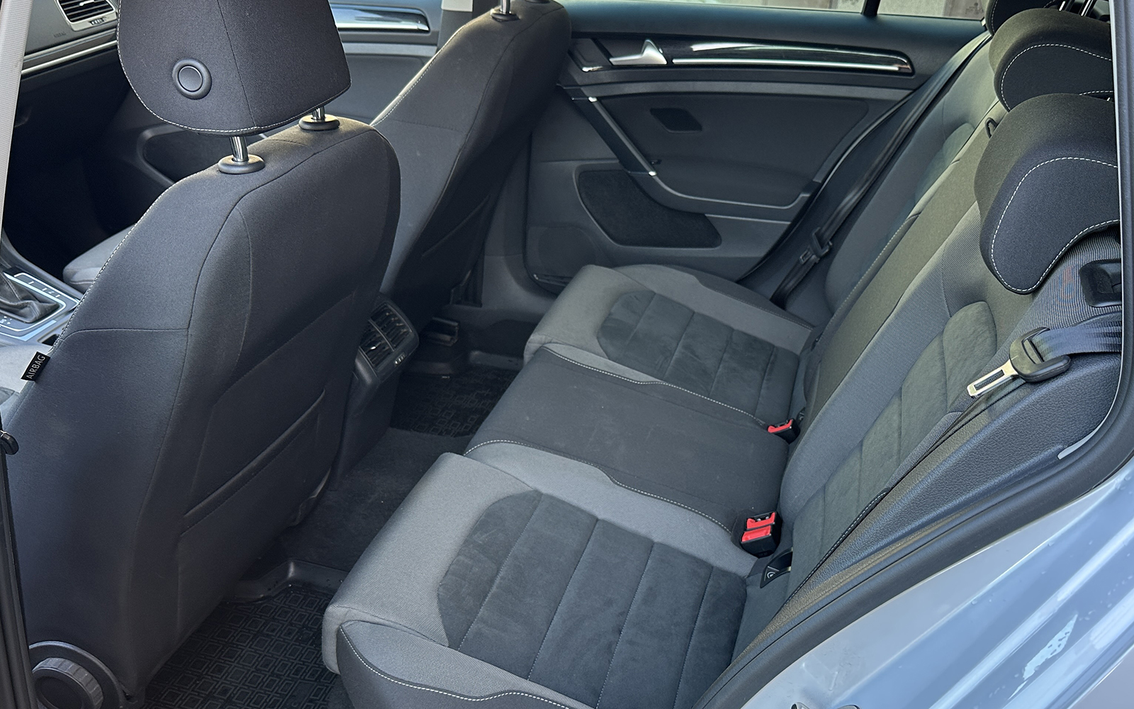 VOLKSWAGEN GOLF VARIANT (2018)