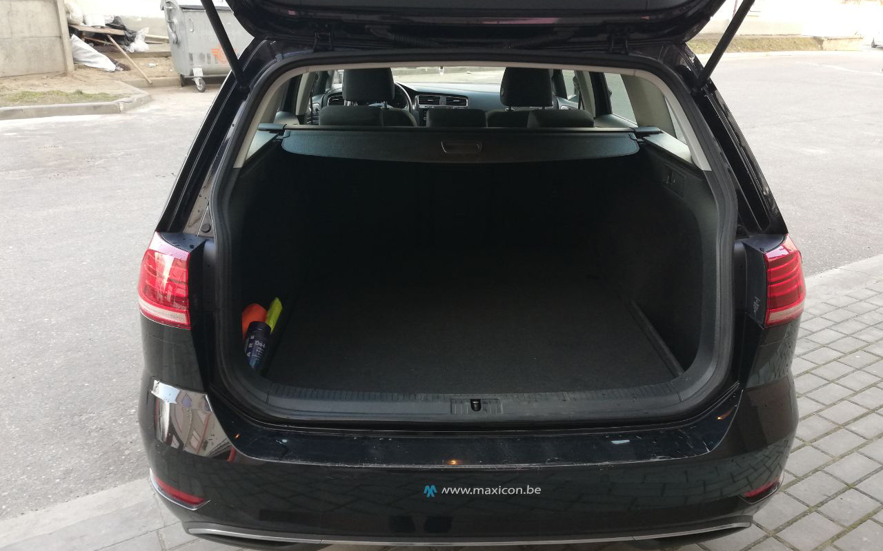 VOLKSWAGEN GOLF VARIANT (2018)