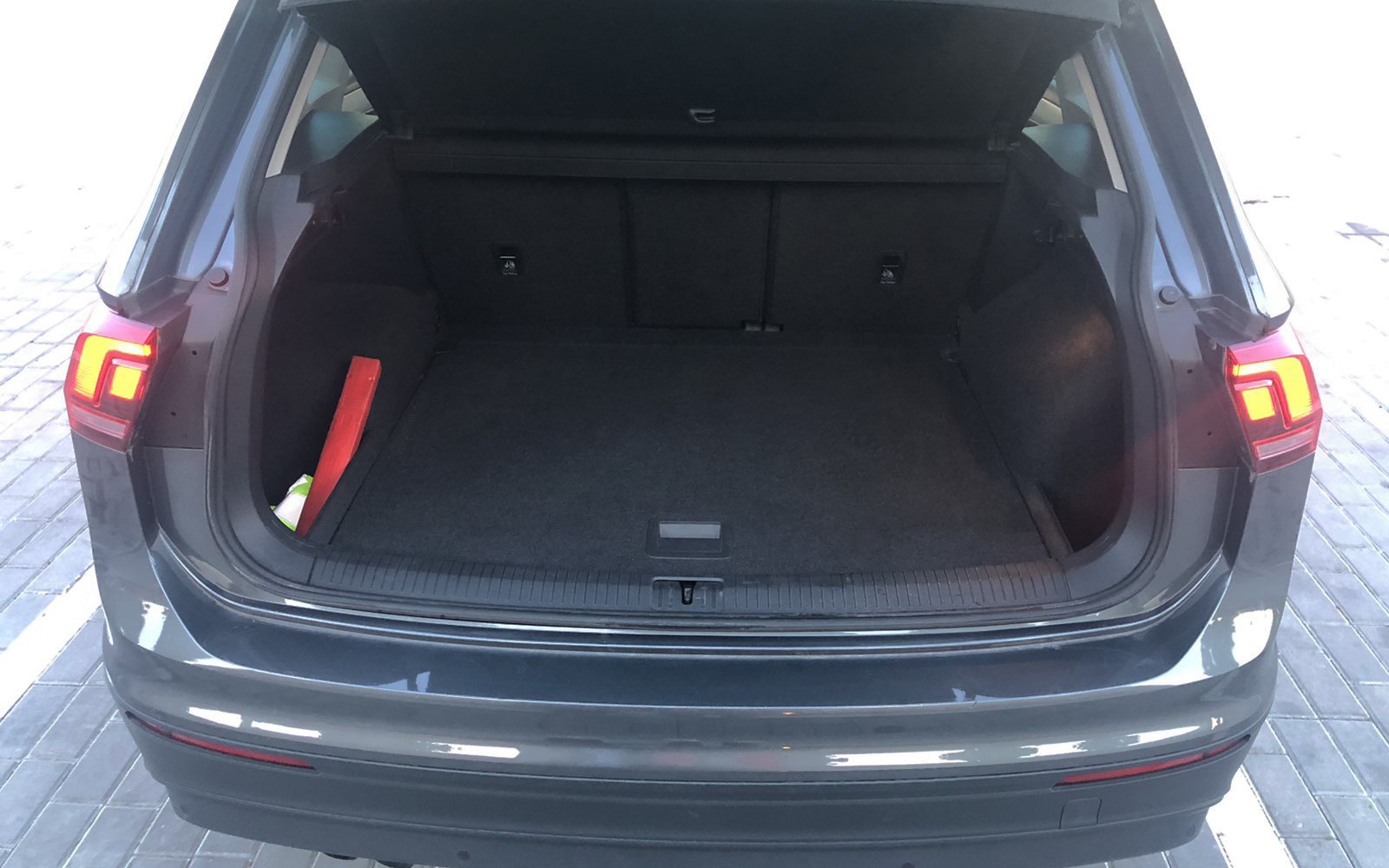 VOLKSWAGEN TIGUAN (2018)